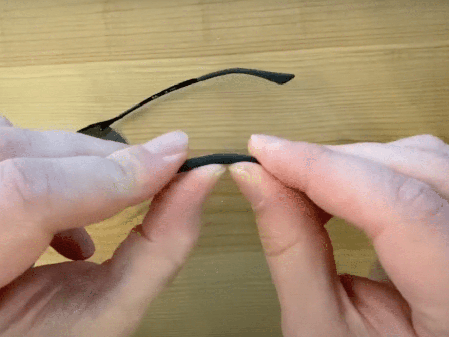 How to adjust your Ray-Ban glasses – image 2